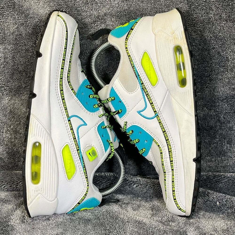 Nike Air Max 90 SE Worldwide Pack Youth Size  7Y / women’s 9 US White Blue Shoes